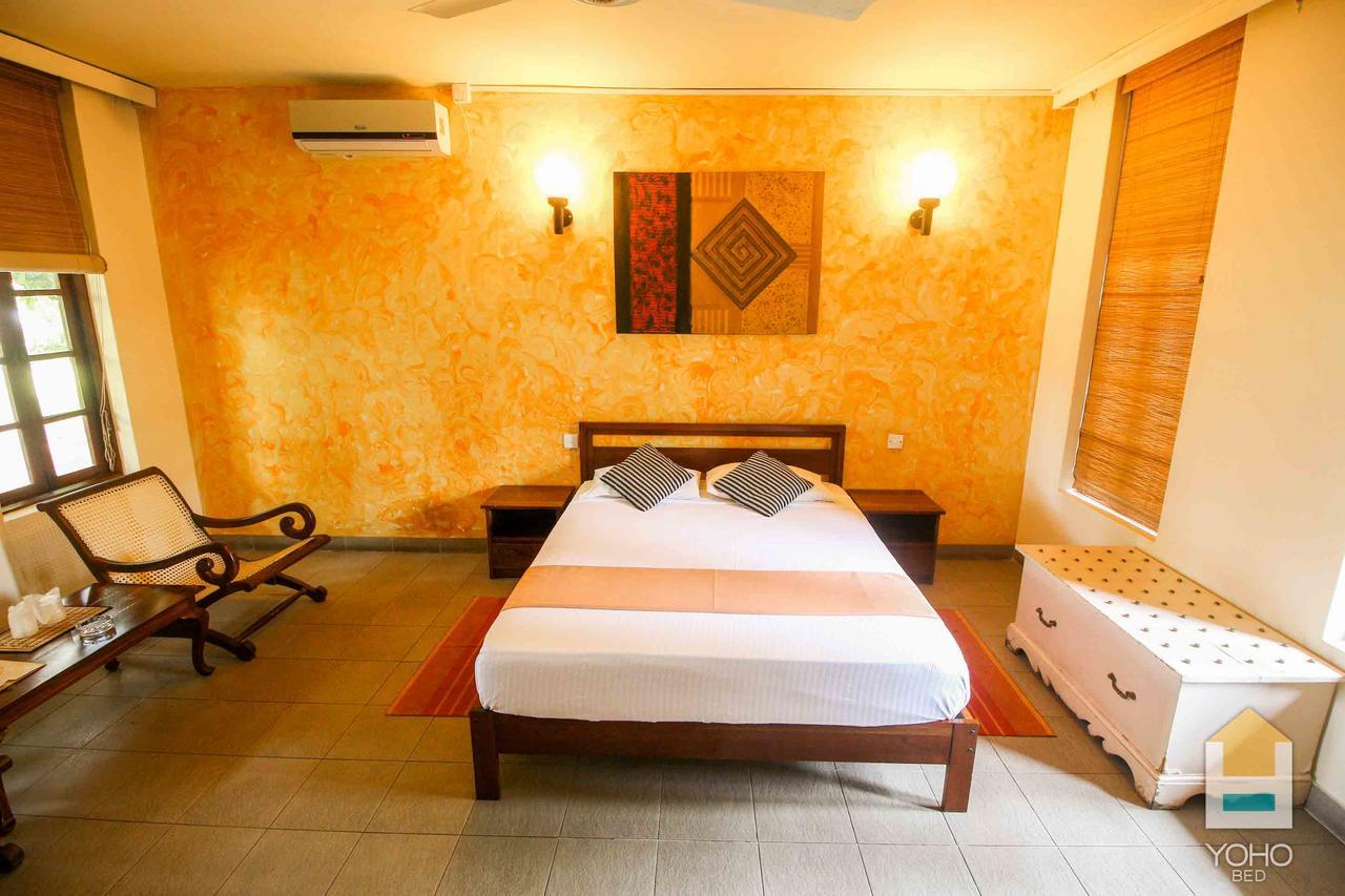 Yoho Rivi Ras Hotel Dehiwala-Mount Lavinia Exterior foto